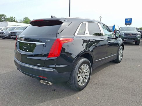 Used 2018 Cadillac XT5 Luxury w/ Driver Awareness Package image 6