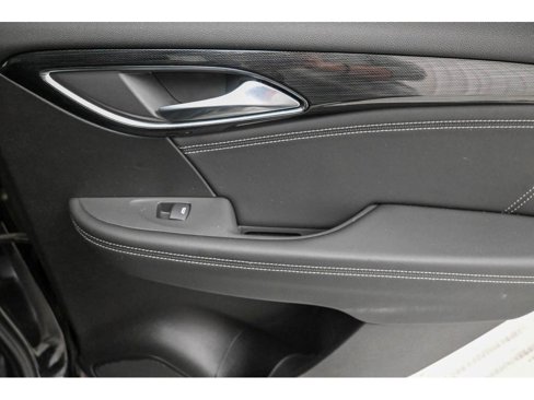 Used 2023 Buick Envision Preferred image 18