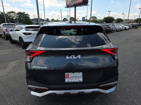 Used 2024 Kia Sportage EX image 5