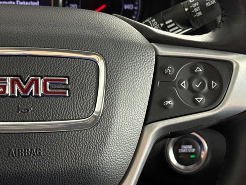 Used 2022 GMC Terrain SLT image 11
