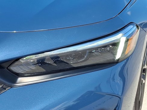 Used 2025 Honda Civic Sport image 11