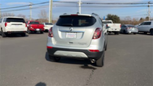 Certified 2022 Buick Encore Preferred image 7