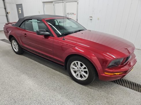 Used 2007 Ford Mustang Premium image 6