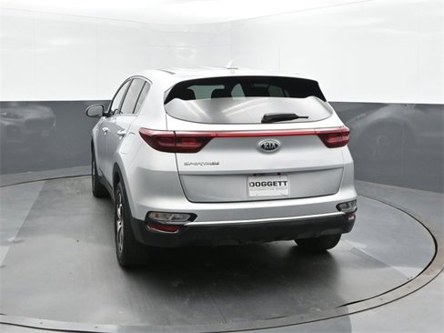 Used 2020 Kia Sportage LX image 8