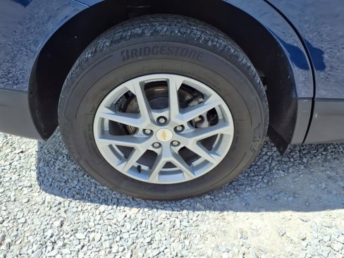 Used 2023 Chevrolet Equinox LT image 32