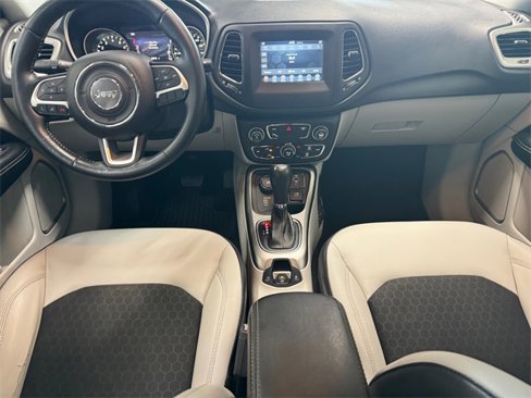Used 2018 Jeep Compass Latitude w/ Popular Equipment Group image 5