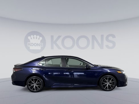 Used 2021 Toyota Camry SE image 8
