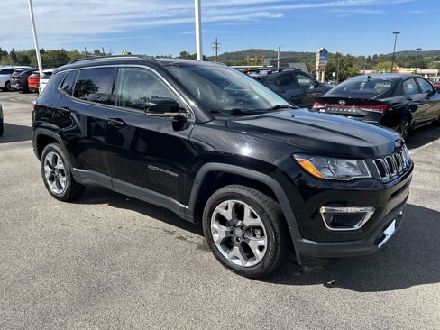 Used 2021 Jeep Compass Limited w/ Elite Interior Group image 2