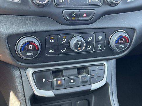 Certified 2022 GMC Terrain SLE w/ Driver Convenience Package image 21