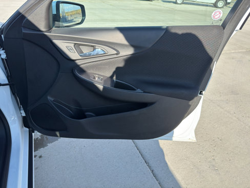 Used 2023 Chevrolet Malibu LT image 22