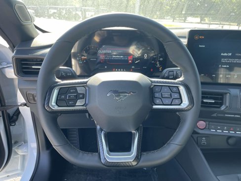 New 2025 Ford Mustang Coupe image 4