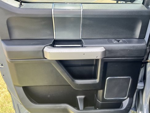 Used 2019 Ford F150 Lariat w/ Equipment Group 502A Luxury image 16