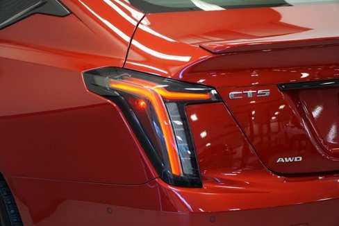 Used 2021 Cadillac CT5 V w/ Platinum Package image 4