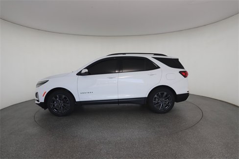 Used 2022 Chevrolet Equinox RS w/ Infotainment Package image 7