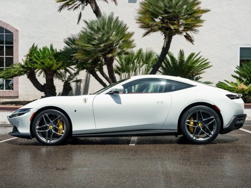 Used 2023 Ferrari Roma image 12