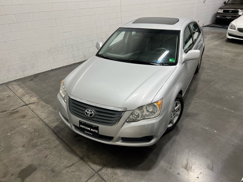 Used 2008 Toyota Avalon XLS image 1