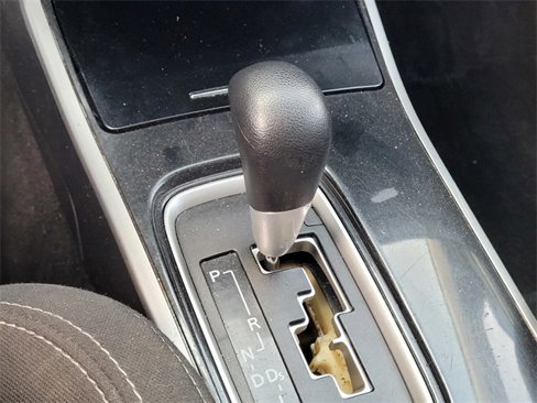 Used 2019 Mitsubishi Outlander ES image 19