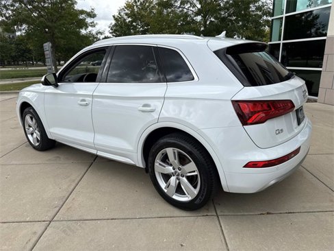 Used 2019 Audi Q5 2.0T Premium Plus image 7