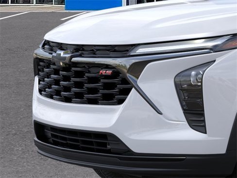 New 2025 Chevrolet Trax RS w/ Sunroof Package image 13