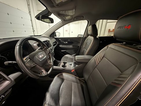 Used 2023 GMC Terrain AT4 image 15