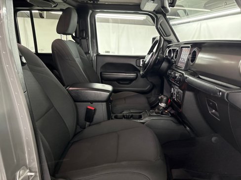 Used 2021 Jeep Gladiator Willys image 30