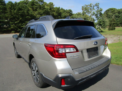 Used 2019 Subaru Outback 2.5i Limited image 7