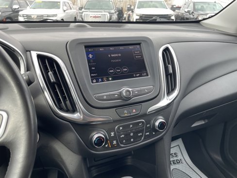 Used 2022 Chevrolet Equinox LT image 20