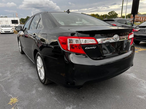 Used 2012 Toyota Camry SE image 5
