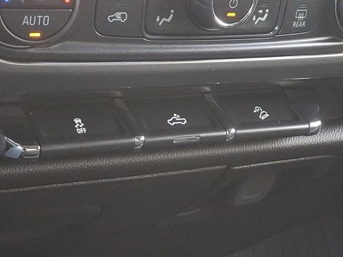 Used 2019 Chevrolet Silverado 1500 LT w/ All Star Edition image 24