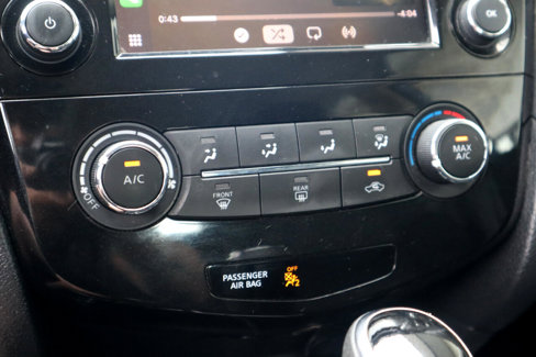 Used 2018 Nissan Rogue S image 66