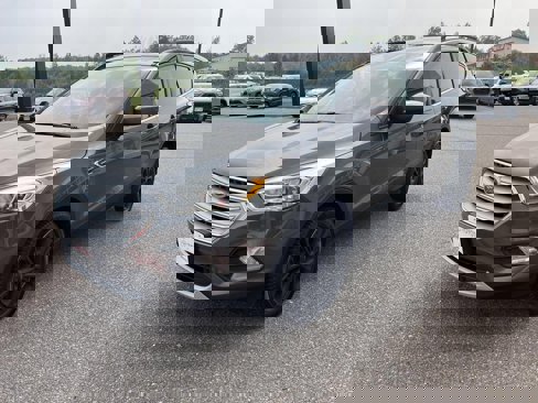 Used 2018 Ford Escape SEL image 8
