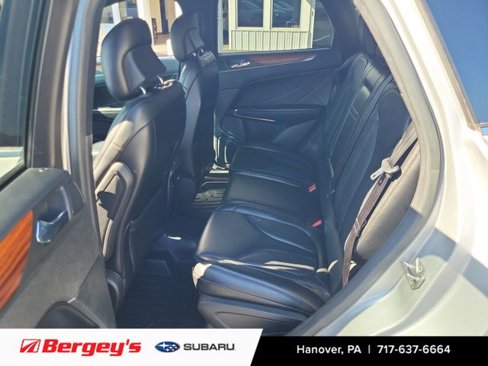 Used 2019 Lincoln MKC Select w/ Select Plus Package image 11