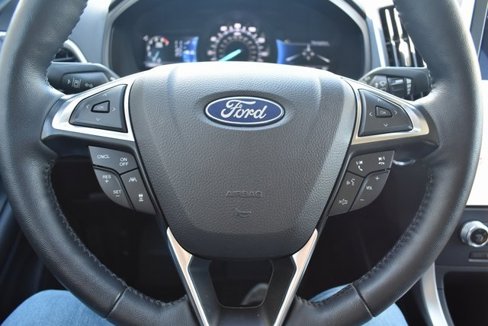 Used 2023 Ford Edge SEL w/ Convenience Package image 18