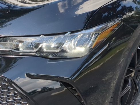 Used 2019 Toyota Avalon XLE image 10