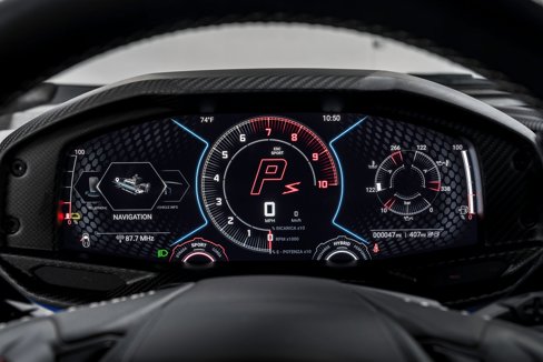 Used 2024 Lamborghini Revuelto image 16