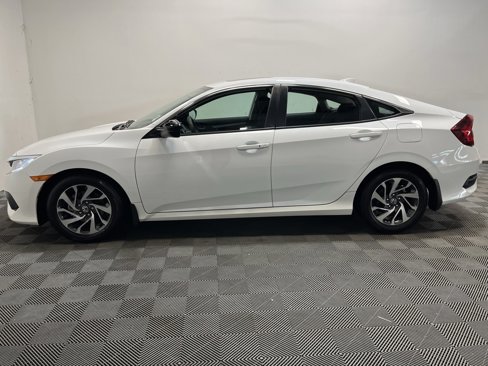 Used 2018 Honda Civic EX image 23