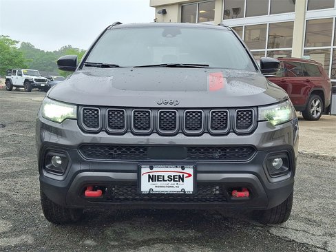 Used 2023 Jeep Compass Trailhawk image 28