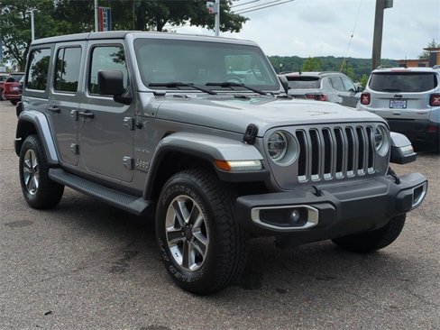 Used 2019 Jeep Wrangler Unlimited Sahara w/ LED Lighting Group image 7