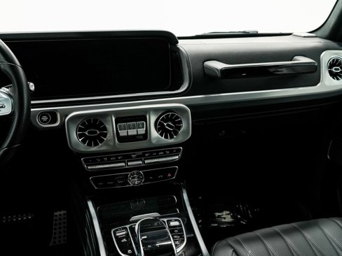 Used 2023 Mercedes-Benz G 550 image 29