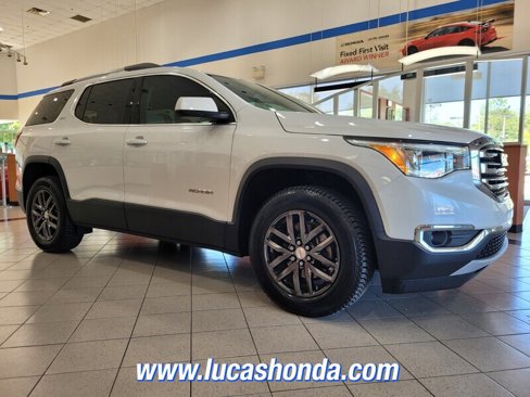 Used 2019 GMC Acadia SLT image 3