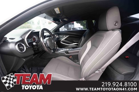 Used 2016 Chevrolet Camaro LT image 9