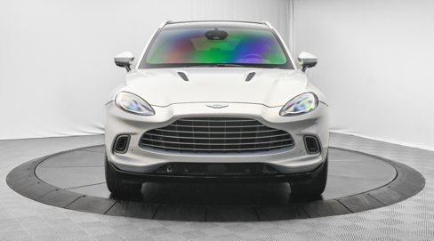 Used 2021 Aston Martin DBX image 2