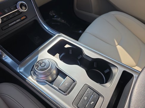 Certified 2022 Ford Edge Titanium image 19