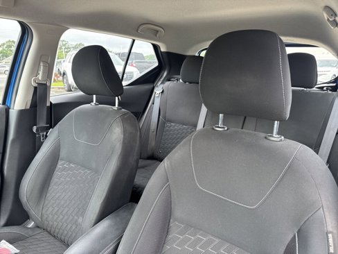Used 2021 Nissan Kicks SV image 17