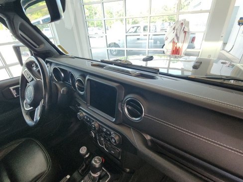 Certified 2021 Jeep Wrangler Unlimited Sahara w/ Cold Weather Group image 33