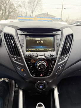 Used 2013 Hyundai Veloster Turbo image 20