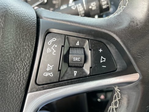 Used 2019 Buick Encore Sport Touring image 16