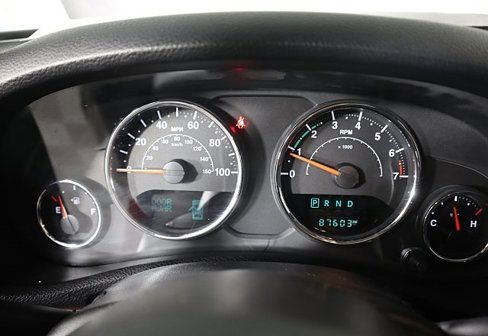 Used 2017 Jeep Wrangler Unlimited Sahara w/ Max Tow Package image 33