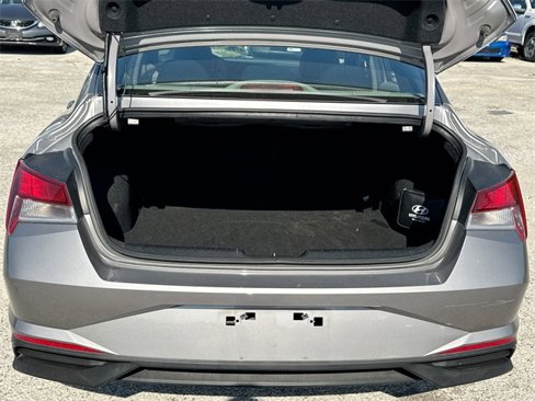 Used 2023 Hyundai Elantra SEL image 22
