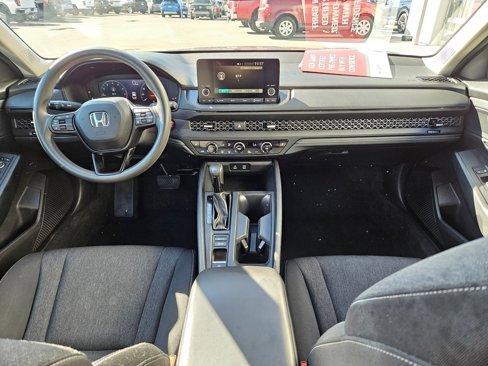 Used 2023 Honda Accord EX image 31
